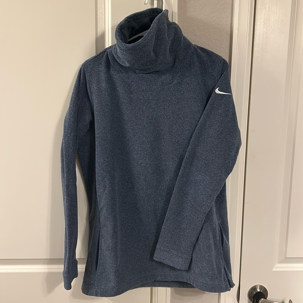 Nike fleece pullover